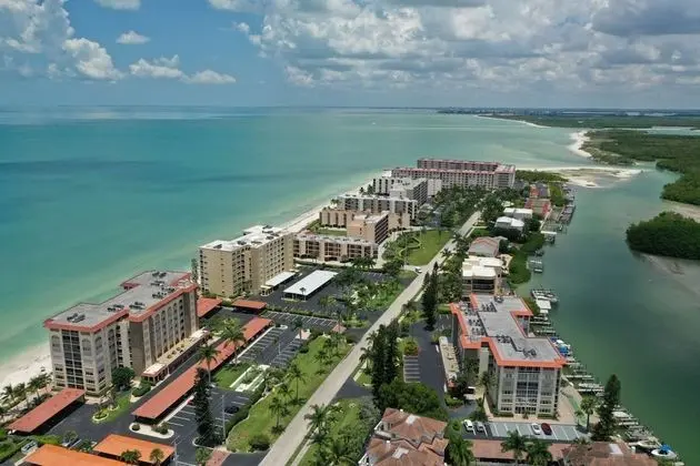 25870 Hickory Blvd #704 - Dış Mekan