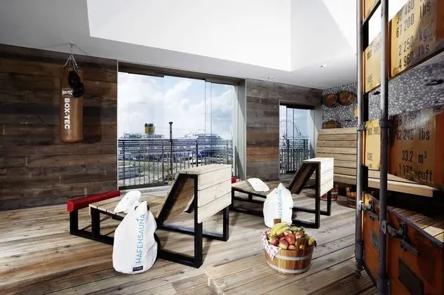 25hours Hotel Altes Hafenamt - Spa