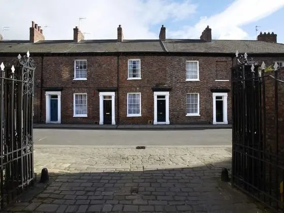 27 George Street