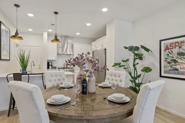 2838 Barnstormer St Unit #3 - Yerinde Yemek
