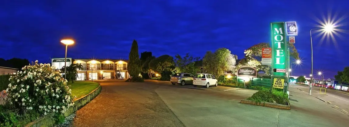 289 Midway Motel