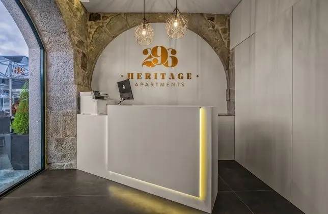 296 Heritage Apartments - Lobi