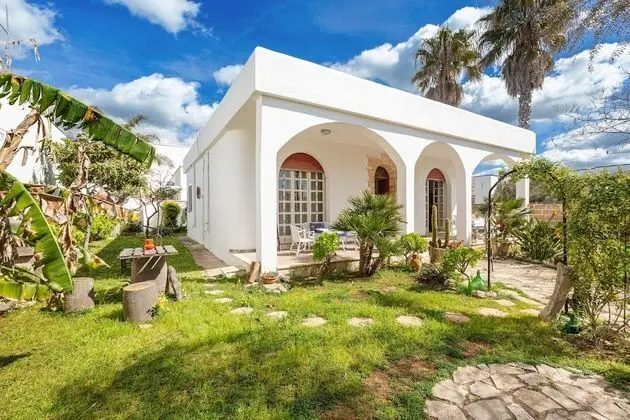 2961 Villa Poesia by Barbarhouse