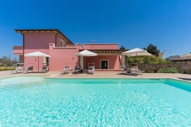 2962 Villa di Aurora by Perle di Puglia