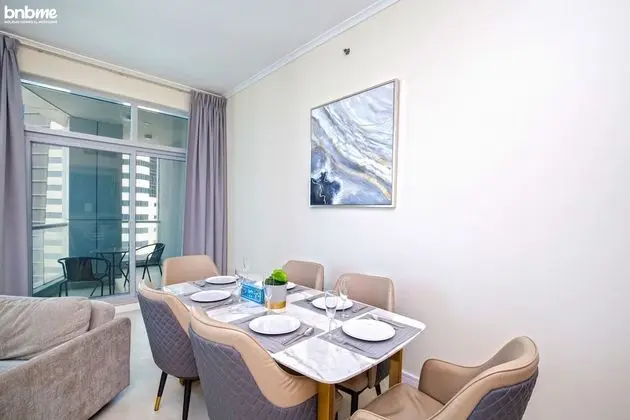 2B-Torch Tower-4408 by bnbme homes - Oda Düzeni