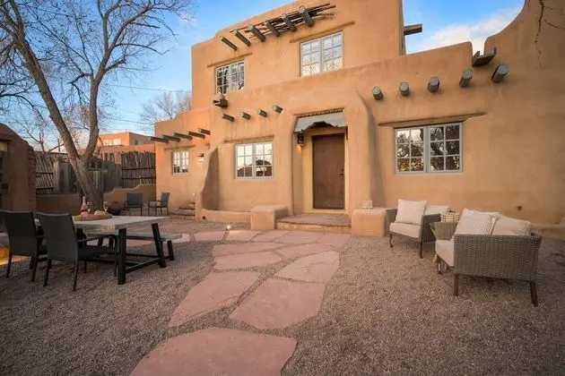 2bd Casa Divina