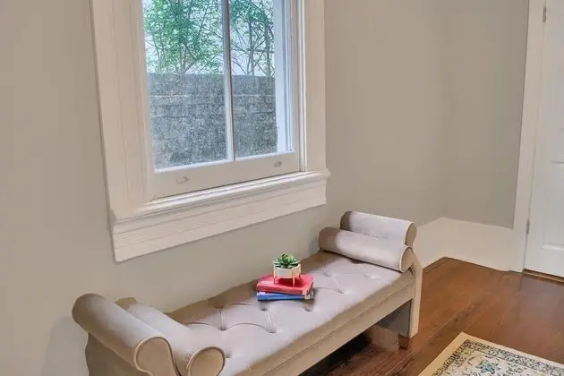 2br/2ba Shotgun Home in Lower Garden by Domio - Oda