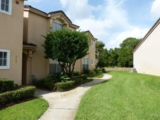 2BR 2BA Townhome at Mango Key