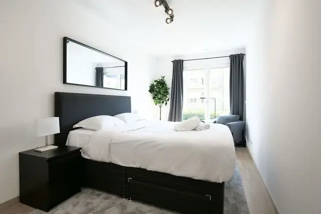 2BR Apt 100 m2 w Terrace Garden & Pkg - Oda