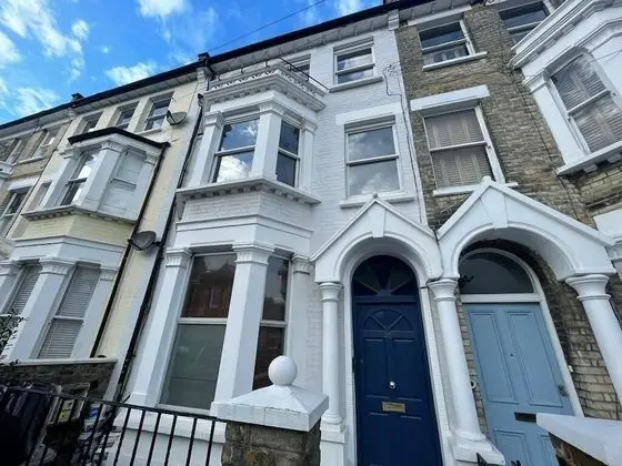 2BR Apt in Fulham by SOJO