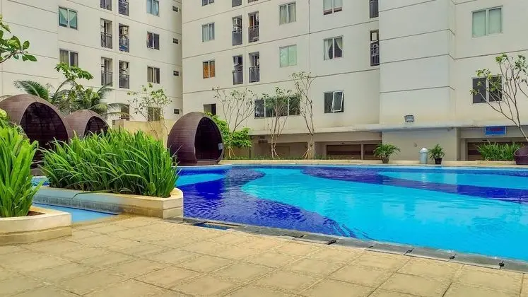 2BR Comfy Bassura City Apartment - Havuz