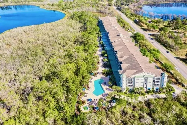 2BR Condo With Hot Tub and Pool Near Disney