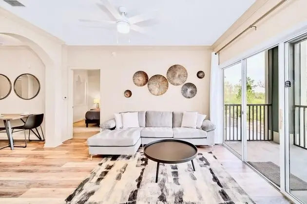 2BR Condo With Shared Pool Hot Tub Near Disney