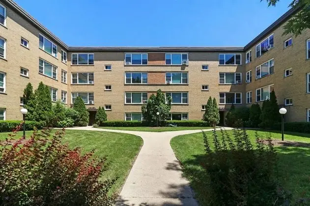2BR Modern & Comfy Apt in Rogers Park