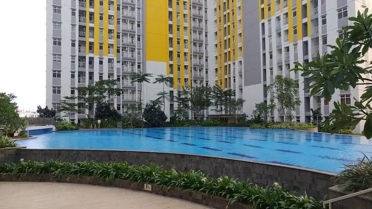 2BR with Sofa Bed at Springlake Summarecon Apartment