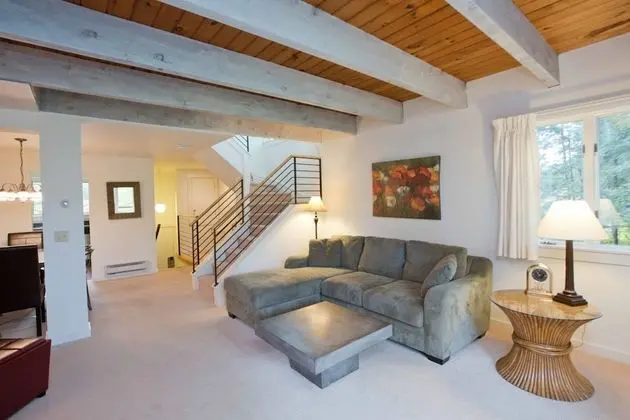 2BR Topnotch Condo - Oda Düzeni