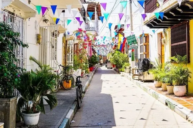 2cb-4 2 Bedroom Apartment in Getsemani