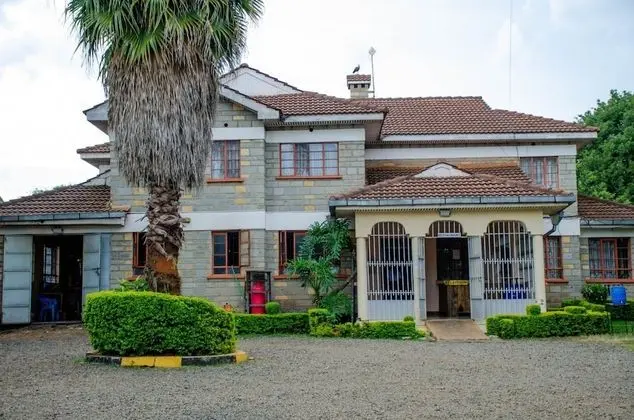 2D La Office palace