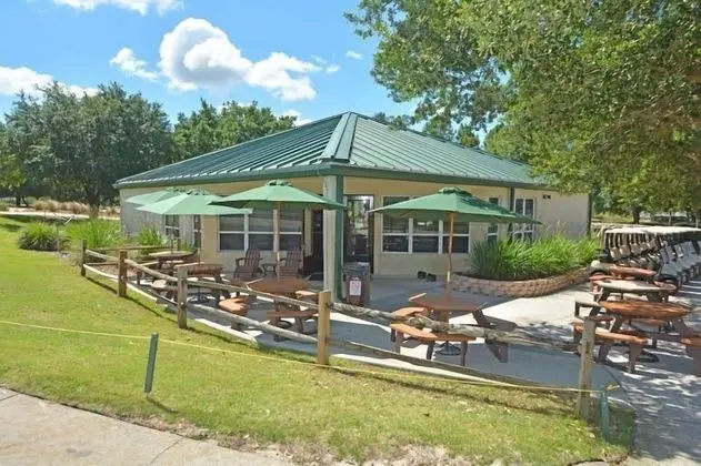 3 Bed 2 Bath Pool Home In Highlands Reserve