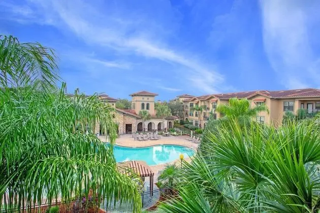 3 Bed 3 Bath Pool View High End Corner Condo