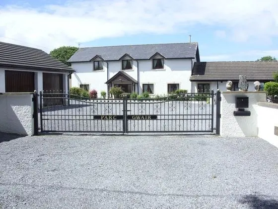3 Bed Cottage With Hot Tub & Near New Quay, Wales