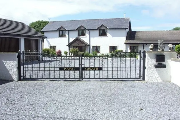 3 Bed Cottage With Hot Tub & Near New Quay, Wales - Öne Çıkan Resim