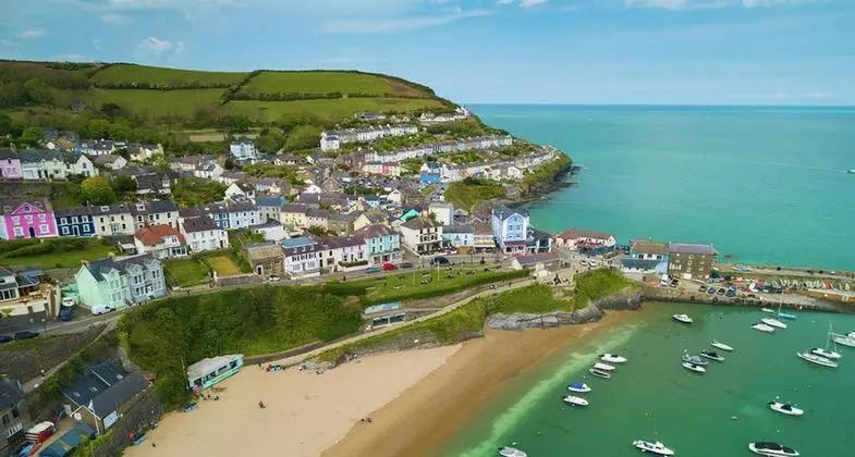 3 Bed Cottage With Hot Tub & Near New Quay, Wales - Plaj