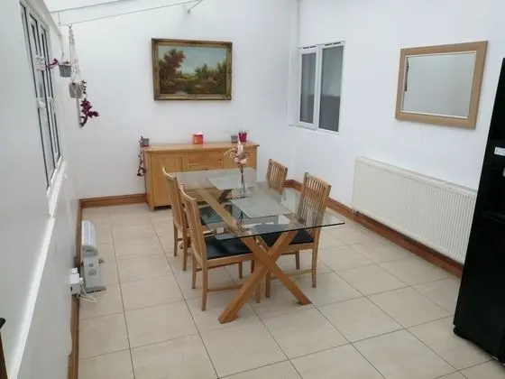 3-bed Cottage in Quiet & Green Wallington - Mutfak