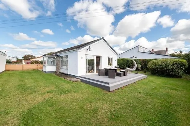 3-bed House in Llanfaelog, Near Rhosneigr