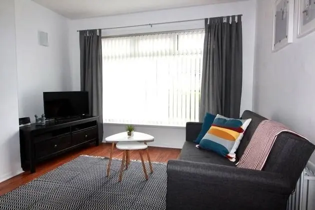 3 bed house in suburbs of Belfast - Öne Çıkan Resim