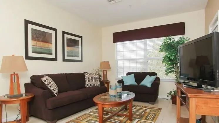 3 Bedroom 2 Bath Condo With All the Comforts of Home