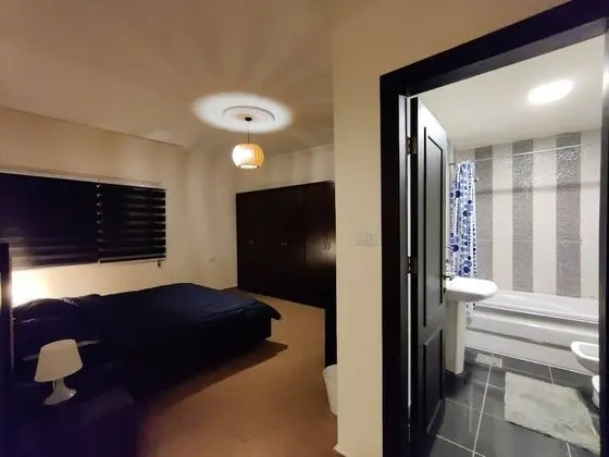 3 Bedroom Apartment Of 200 Square M With Terrace