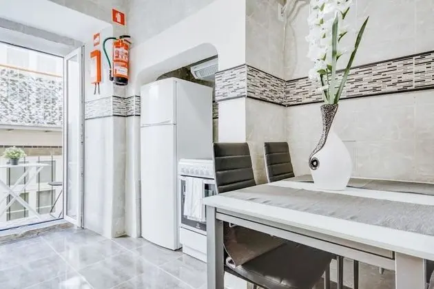 3 Bedroom Apartment in Baixa With River View - Oda