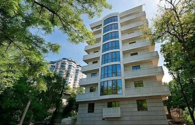 3 Bedroom Apartment Leon Muk4B