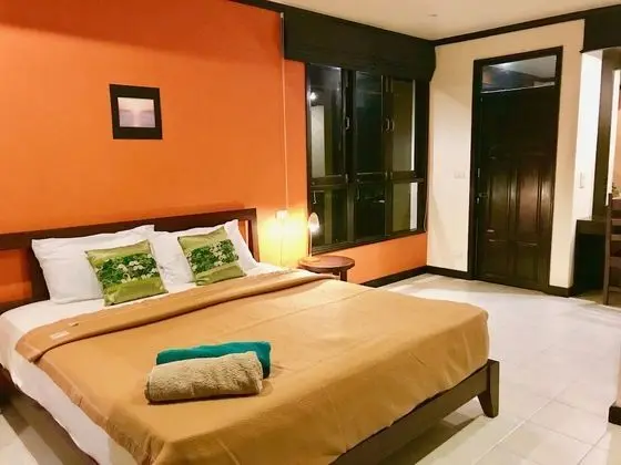 3 Bedroom Villa Beach Front Resort TG21 - Oda
