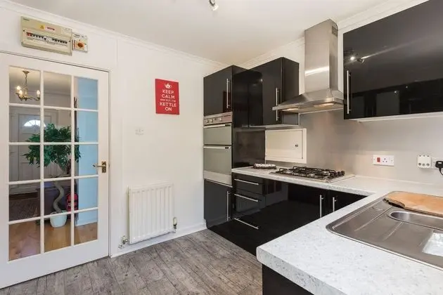 3 Bedroom Bungalow Moelfre- Private Garden,parking - Mutfak