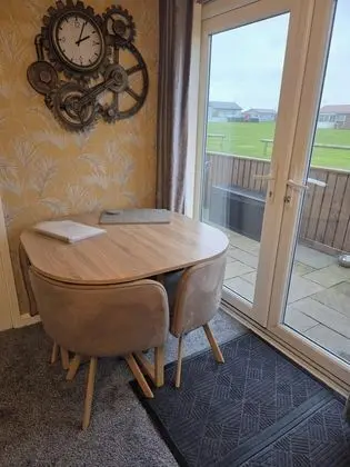 3 Bedroom Chalet South Shore Bridlington - İç Mekan