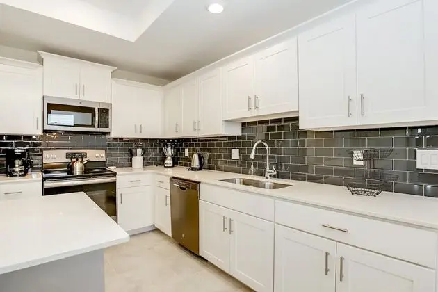 3 Bedroom Condo @ Storey Lake - Mutfak