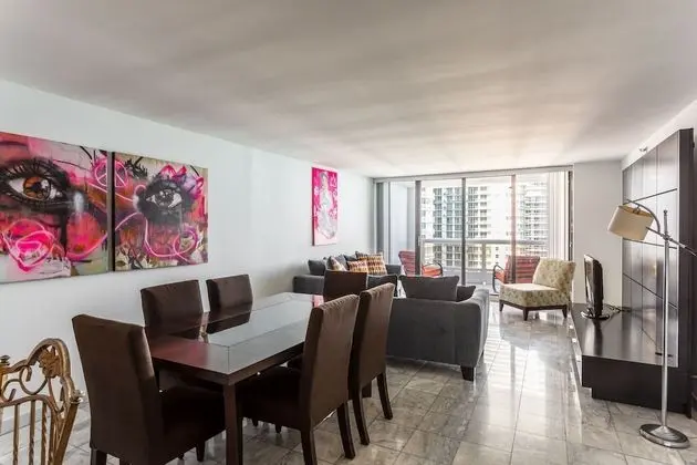 3 Bedroom Condo With Stunning Balcony View - Öne Çıkan Resim