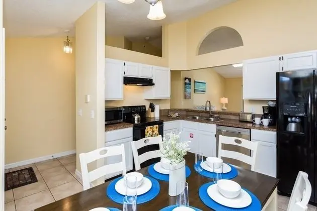 3 Bedroom Disney Vacation Villa by Redawning - Mutfak