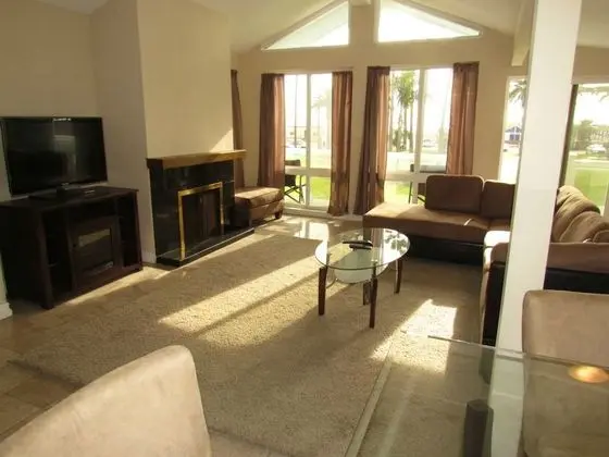 3 Bedroom Duplex with Ocean View - Oda Düzeni