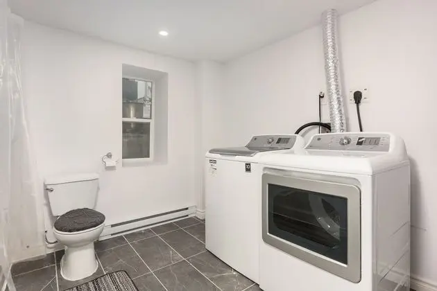 3 Bedroom Loft in Downtown Free parking - Banyo Tipleri