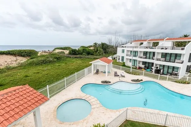 3 Bedroom Oceanfront Beach House - Havuz