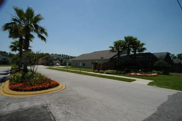 3 Bedroom Orlando Vacation Pool Home With Water View, Hot Tub, Games Room Near Disney! - Dış Mekan