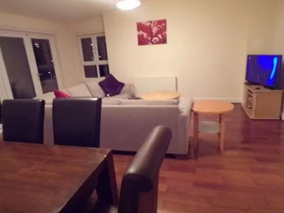 3 Bedroom Penthouse - City Centre Suites - Oda Düzeni