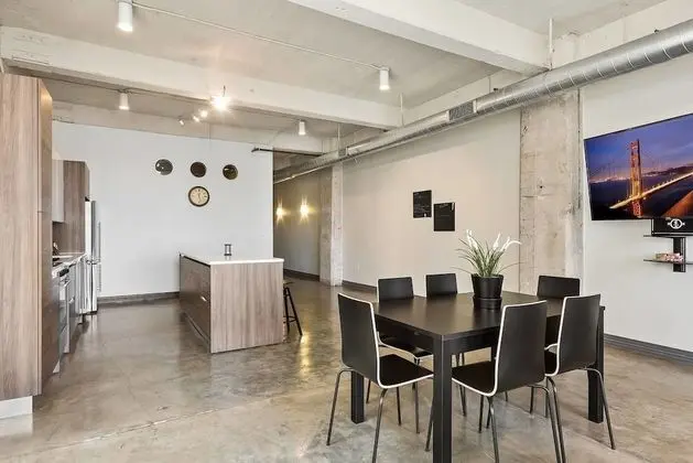 3 Bedroom Unit in Downtown Dallas with Pool & Gym - Mutfak