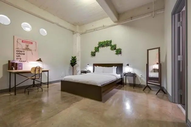 3 Bedroom Unit in Downtown Dallas with Pool & Gym - Oda