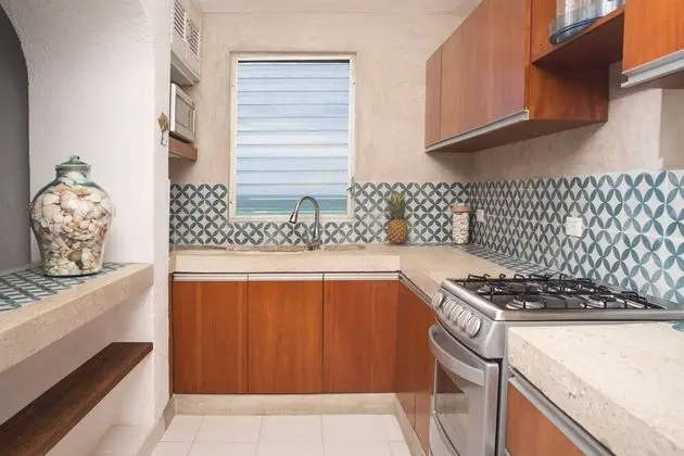 3 BR Apartment & Great Beach at Uaymitún - Mutfak