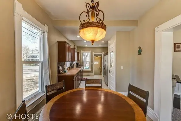 3 BR Beautifully Restored 1890`s Homedowntown - Yerinde Yemek
