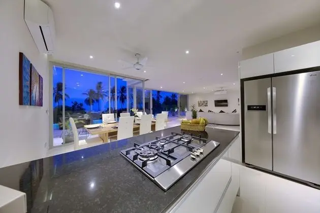 3 BR Luxury seaview Bang Po-Zoe - Mutfak